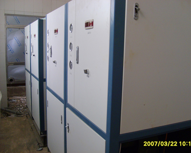 ϴԡ�Uˮ�������ϵ�y���C